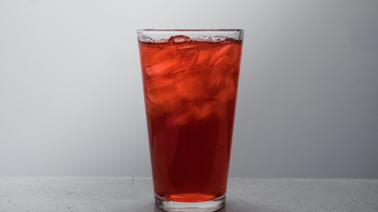 Less Ice 「要訂飲料嗎」的英文怎麼說?一次搞懂Beverage和Drink的差別! AmazingTalker®